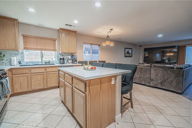 45313 Robinson Drive, Lancaster, CA 93535 — photo 10 of 59