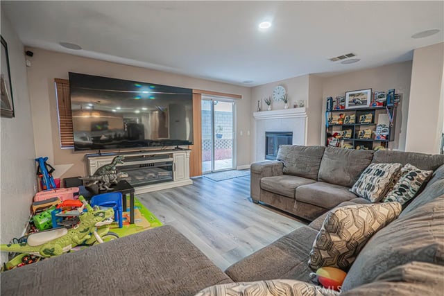 45313 Robinson Drive, Lancaster, CA 93535 — photo 13 of 59