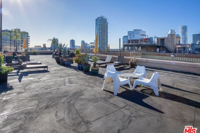 215 W 7th Street 803, Los Angeles, CA 90014 — photo 22 of 22