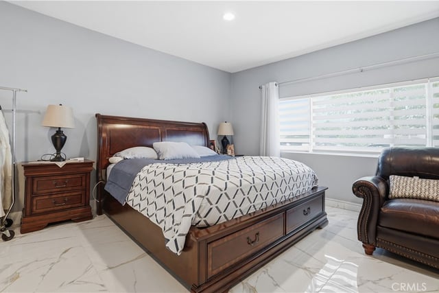 6949 Aura Avenue, Reseda, CA 91335 — photo 11 of 34