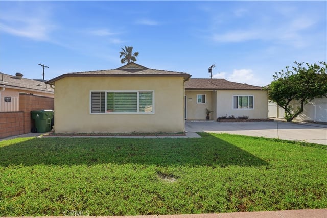 6949 Aura Avenue, Reseda, CA 91335 — photo 30 of 34