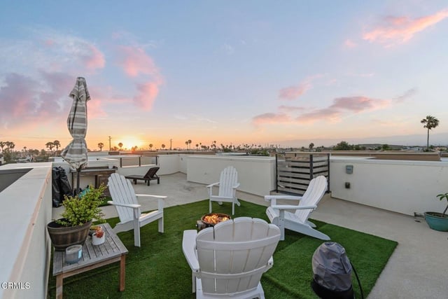1087 Canal Street, Oxnard, CA 93035 — photo 2 of 39