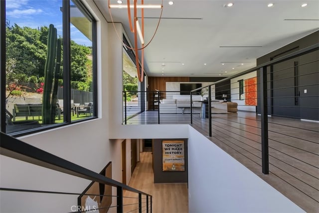 14753 Round Valley, Sherman Oaks, CA 91403 — photo 10 of 34