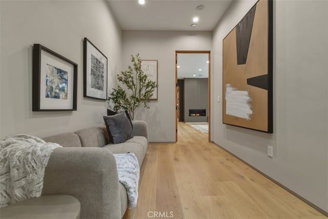 14753 Round Valley, Sherman Oaks, CA 91403 — photo 12 of 34