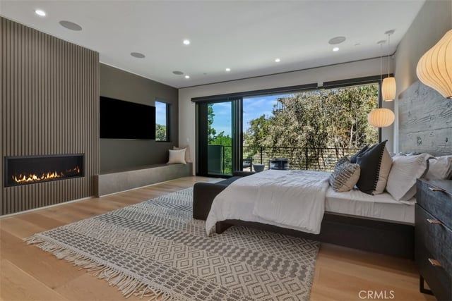 14753 Round Valley, Sherman Oaks, CA 91403 — photo 13 of 34