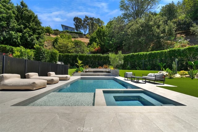 14753 Round Valley, Sherman Oaks, CA 91403 — photo 31 of 34