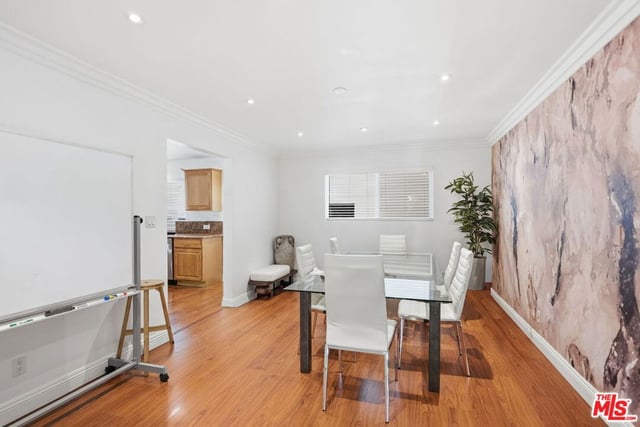 18202 Lake Encino Drive, Encino, CA 91316 — photo 16 of 16