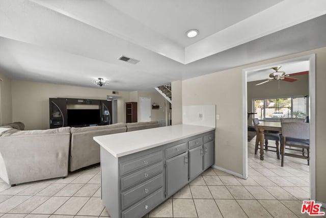 15362 Rhododendron Drive, Santa Clarita, CA 91387 — photo 12 of 49