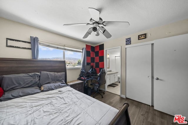 15362 Rhododendron Drive, Santa Clarita, CA 91387 — photo 28 of 49