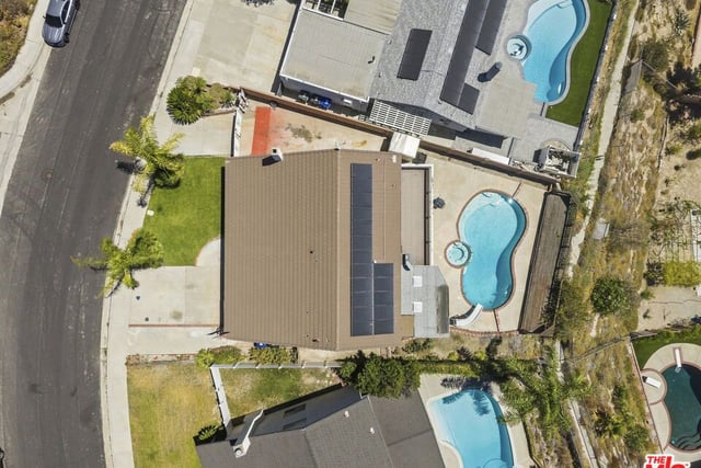 15362 Rhododendron Drive, Santa Clarita, CA 91387 — photo 45 of 49