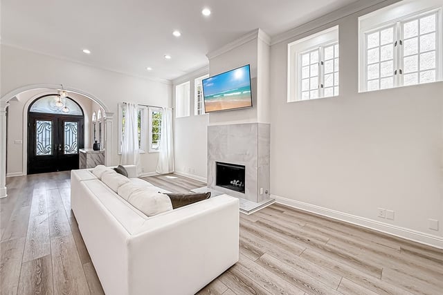 21047 Dumetz Road, Woodland Hills, CA 91364 — photo 12 of 73