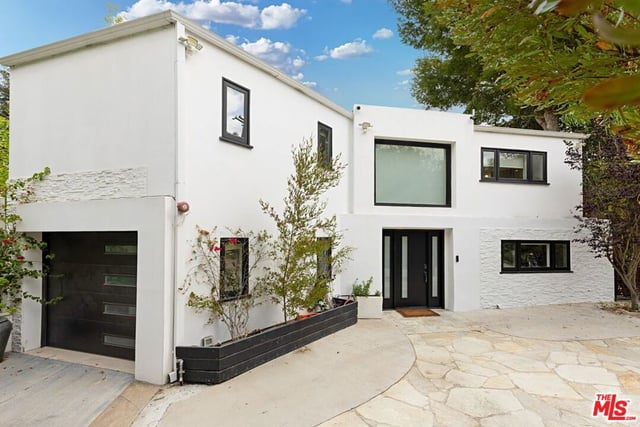7670 Woodrow Wilson Drive, Los Angeles, CA 90046 — photo 3 of 60