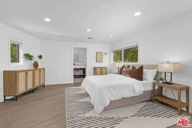 7670 Woodrow Wilson Drive, Los Angeles, CA 90046 — photo 33 of 60