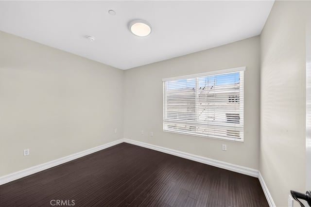 980 S Oxford 303, Los Angeles, CA 90006 — photo 12 of 31