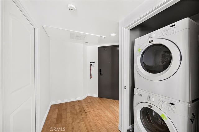 980 S Oxford 303, Los Angeles, CA 90006 — photo 29 of 31