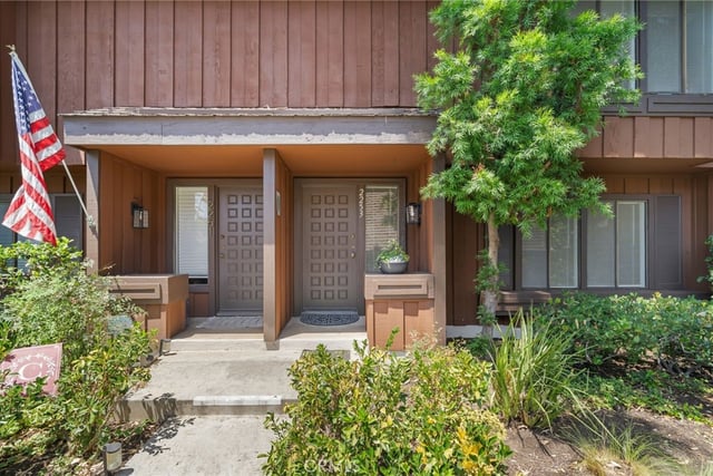 2253 Stonewood Court, San Pedro, CA 90732 — photo 3 of 36
