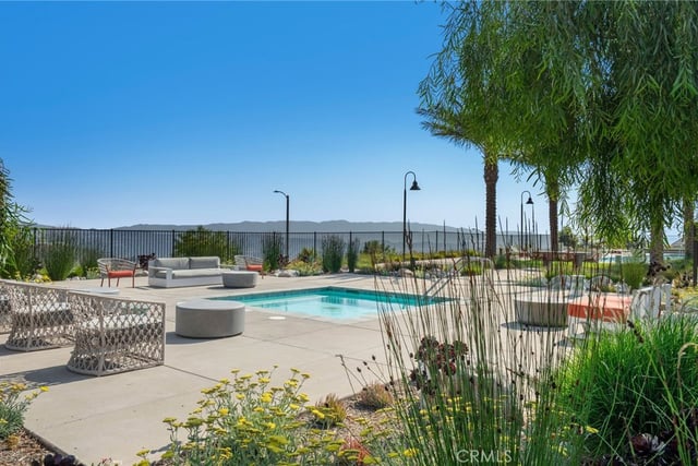 28511 Sparrow Way, Saugus, CA 91350 — photo 34 of 35