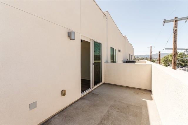 5623 N Bella Blanco, North Hollywood, CA 91601 — photo 36 of 39