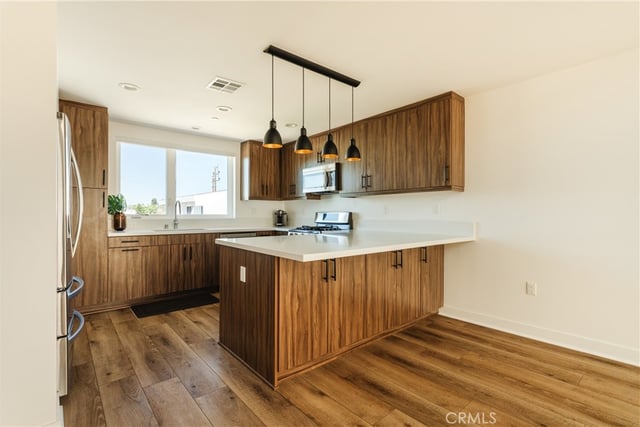 5623 N Bella Blanco, North Hollywood, CA 91601 — photo 7 of 39