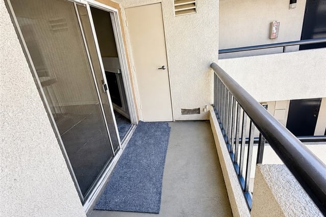 5520 Owensmouth 311, Woodland Hills, CA 91367 — photo 23 of 40