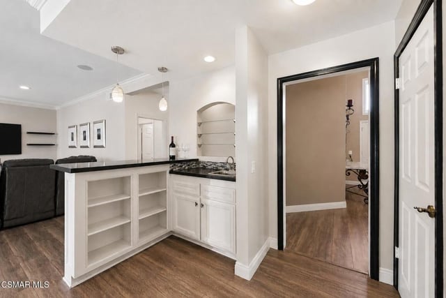 3732 Via Del Prado, Calabasas, CA 91302 — photo 15 of 57