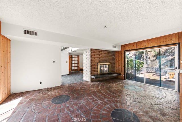 2125 Eastedge, Glendale, CA 91206 — photo 10 of 46