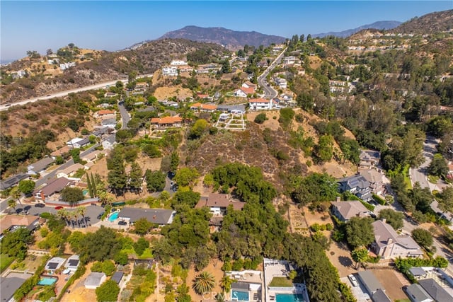2125 Eastedge, Glendale, CA 91206 — photo 39 of 46