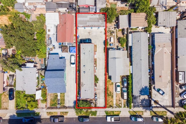 135 E 77th Street, Los Angeles, CA 90003 — photo 6 of 31