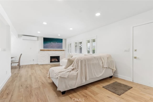 10065 Foothill Boulevard, Los Angeles, CA 91342 — photo 6 of 29
