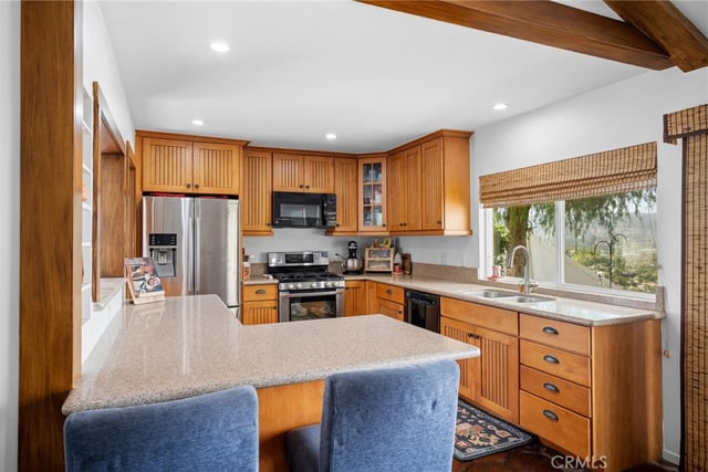 27403 Garza Drive, Saugus, CA 91350 — photo 14 of 47