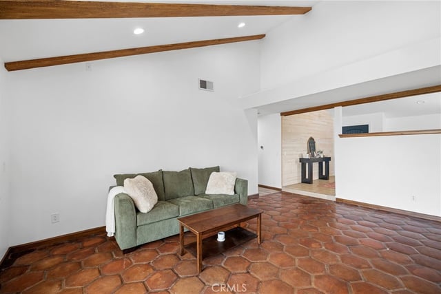 27403 Garza Drive, Saugus, CA 91350 — photo 19 of 47