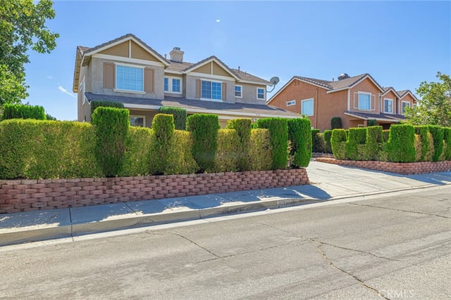 36632 Oak Hill Street, Palmdale, CA 93552 — photo 4 of 52