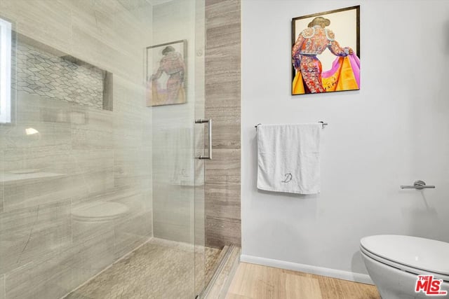 1233 N Laurel Avenue 114, West Hollywood, CA 90046 — photo 10 of 19