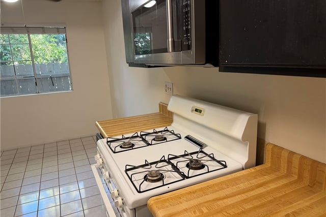 12301 Osborne Street 56, Pacoima, CA 91331 — photo 13 of 26
