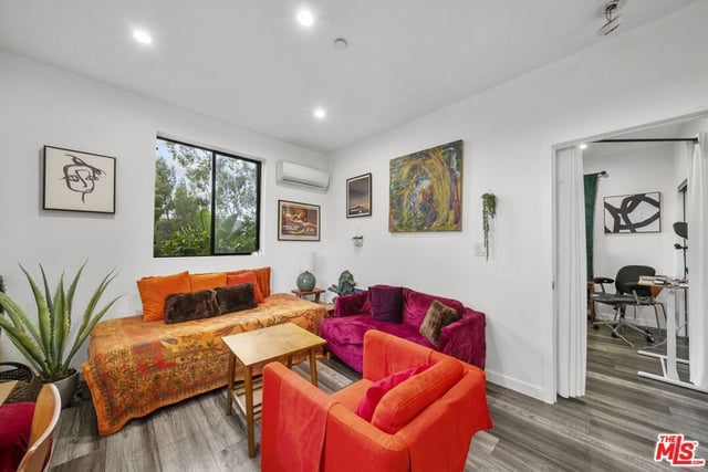 6295 Ivarene Avenue, Los Angeles, CA 90068 — photo 23 of 50