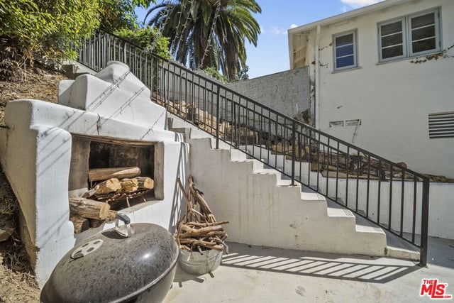 6295 Ivarene Avenue, Los Angeles, CA 90068 — photo 34 of 50