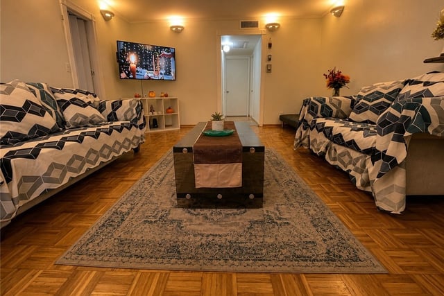 5349 Newcastle 34, Encino, CA 91316 — photo 10 of 62