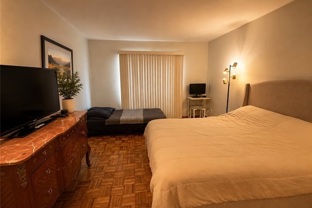 5349 Newcastle 34, Encino, CA 91316 — photo 29 of 62