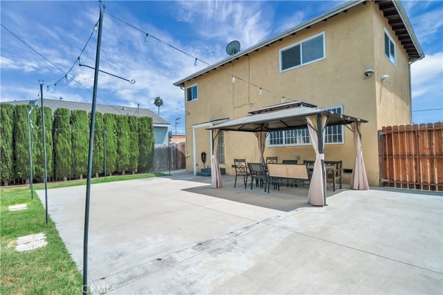 811 W Poplar Street, Compton, CA 90220 — photo 33 of 44