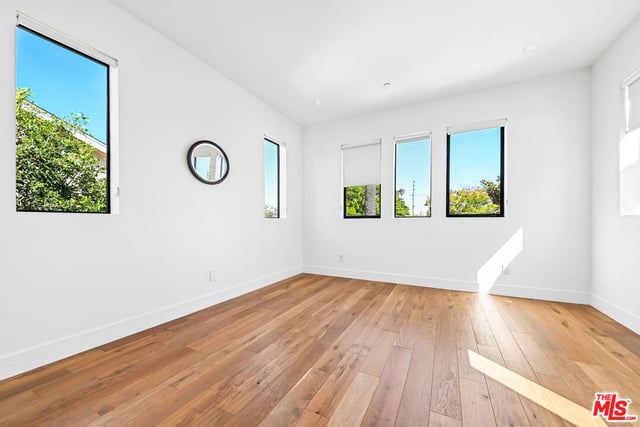 1037 Palms Boulevard, Los Angeles, CA 90291 — photo 34 of 38