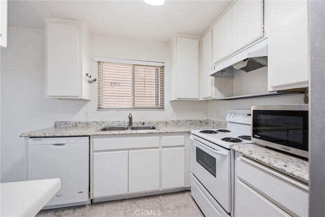 254 Sequoia Court 26, Thousand Oaks, CA 91360 — photo 11 of 29