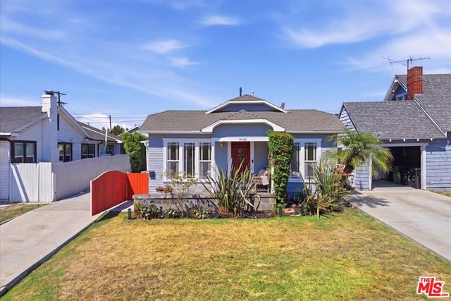 5345 S Victoria Avenue, Los Angeles, CA 90043 — photo 2 of 44