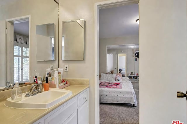 1520 Princeton Street 4, Santa Monica, CA 90404 — photo 8 of 12