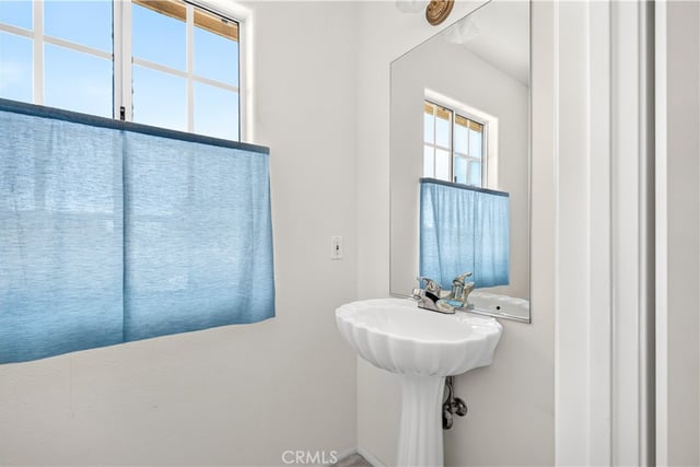 23244 Alta Way, Chatsworth, CA 91311 — photo 20 of 25