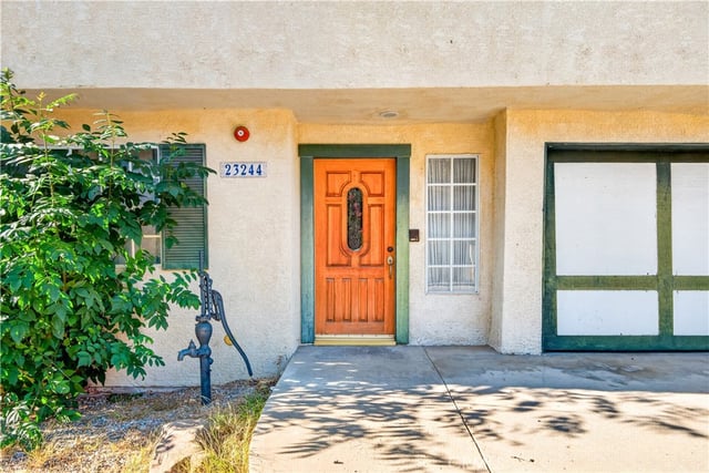 23244 Alta Way, Chatsworth, CA 91311 — photo 3 of 25