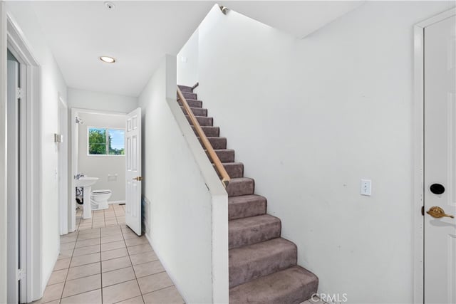 23244 Alta Way, Chatsworth, CA 91311 — photo 4 of 25
