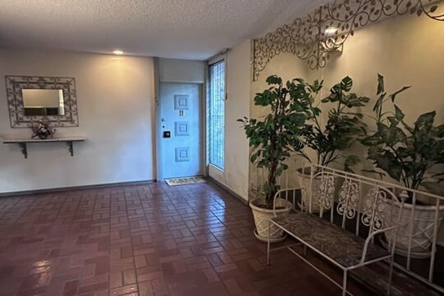 4255 W 5th Street 209, Los Angeles, CA 90020 — photo 20 of 36