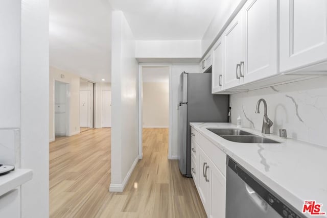 4255 W 5th Street 209, Los Angeles, CA 90020 — photo 33 of 36