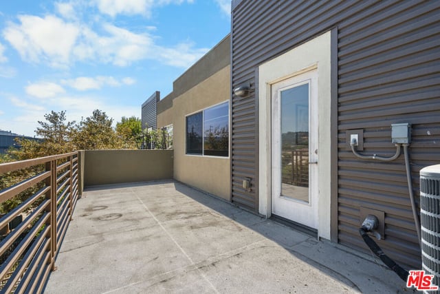 2980 Ripple Place 206, Los Angeles, CA 90039 — photo 31 of 53