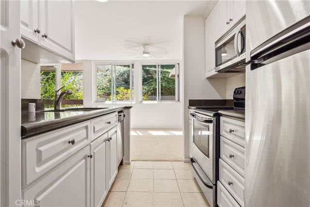 28121 Highridge 211, Rancho Palos Verdes, CA 90275 — photo 5 of 46